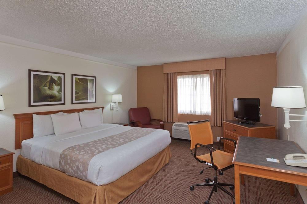 La Quinta By Wyndham Las Vegas Airport N Conv. Bagian luar foto