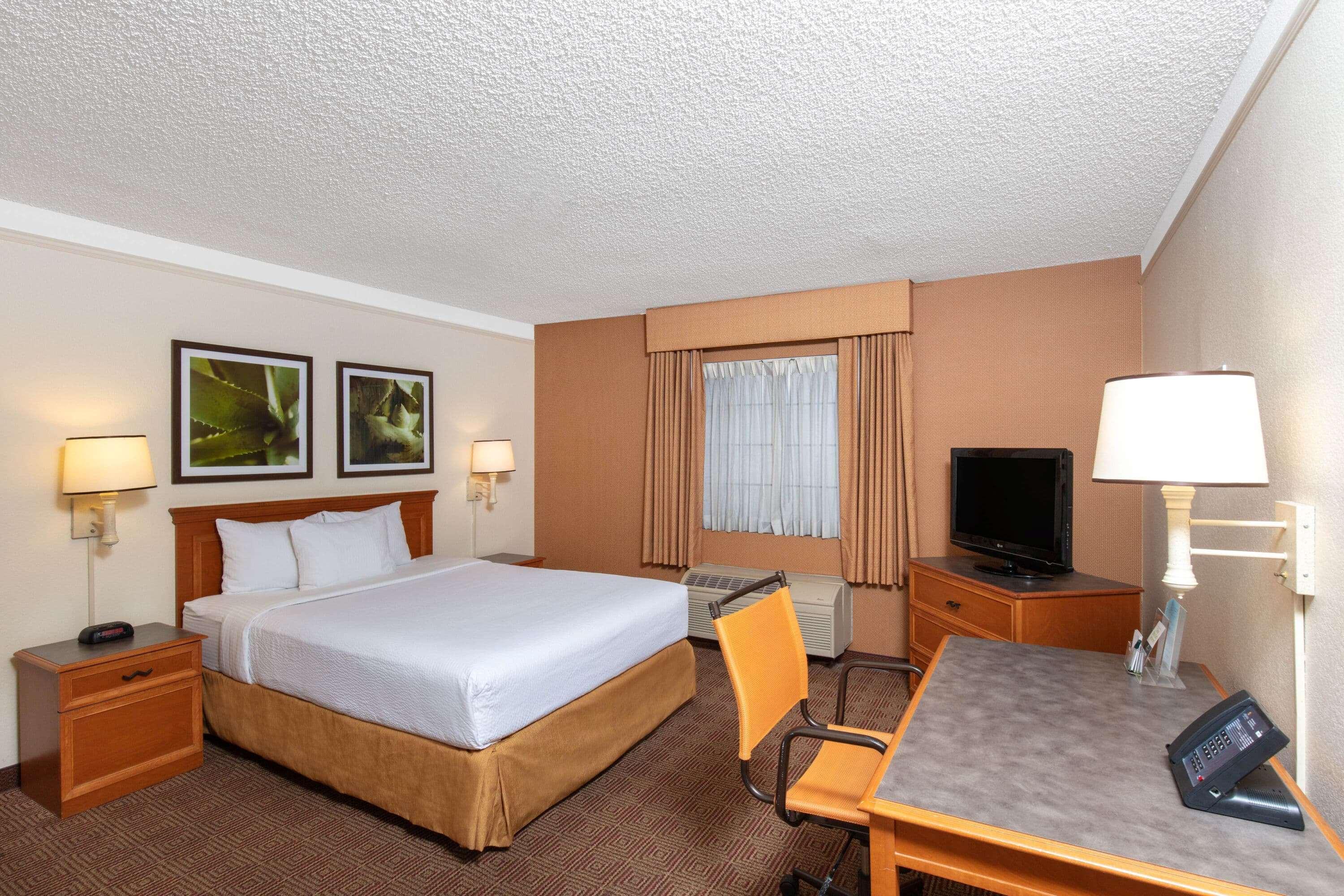 La Quinta By Wyndham Las Vegas Airport N Conv. Bagian luar foto