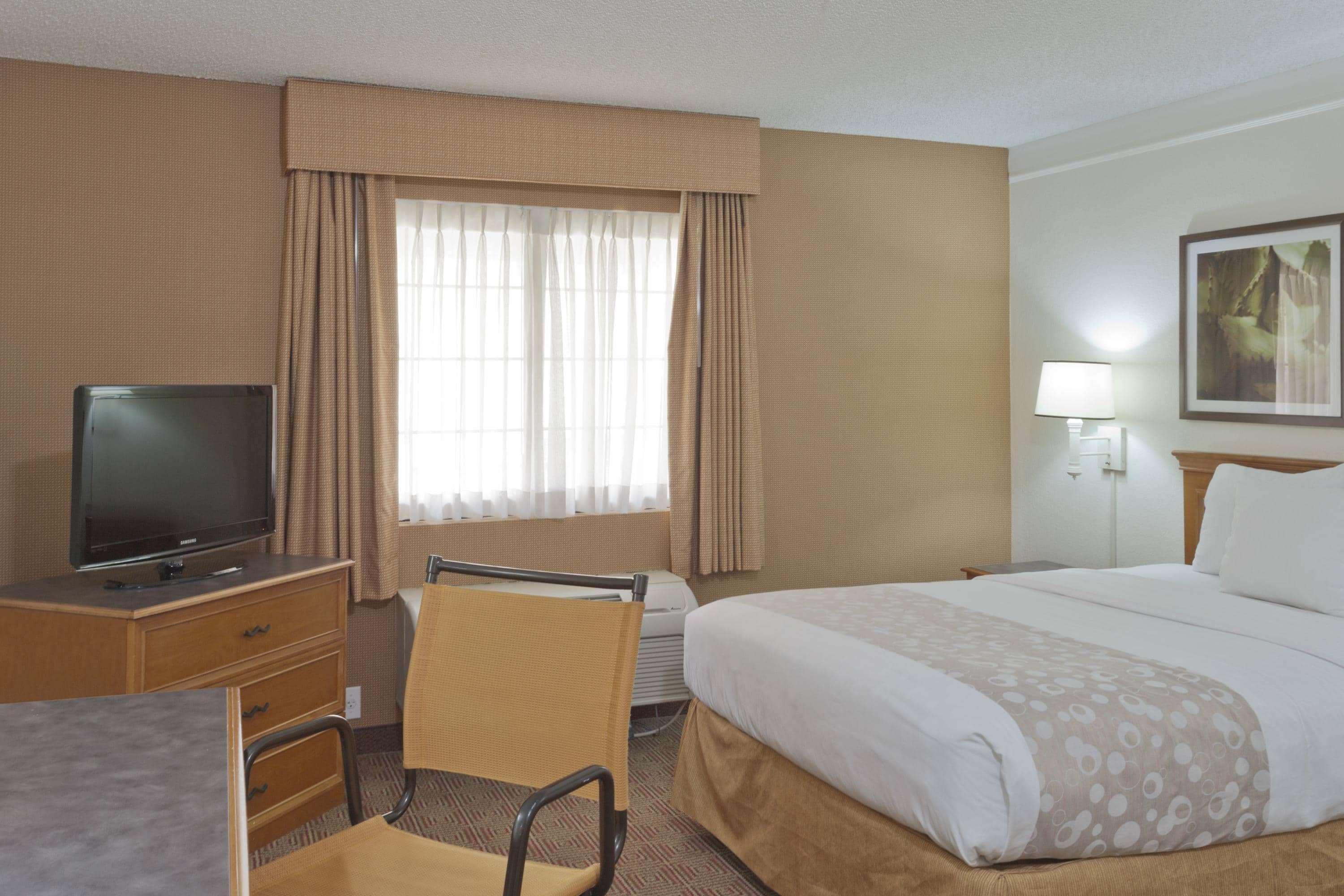 La Quinta By Wyndham Las Vegas Airport N Conv. Bagian luar foto