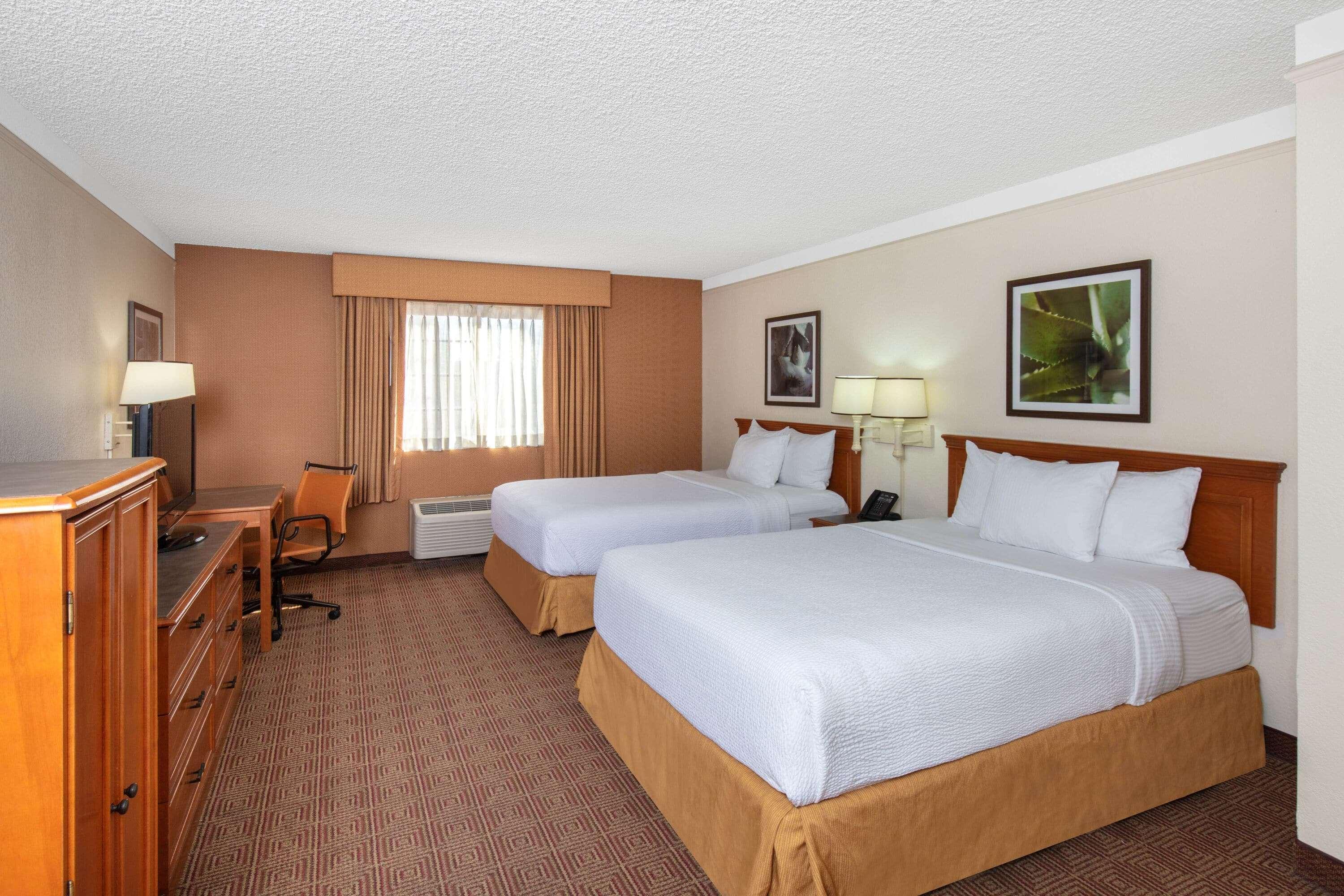 La Quinta By Wyndham Las Vegas Airport N Conv. Bagian luar foto