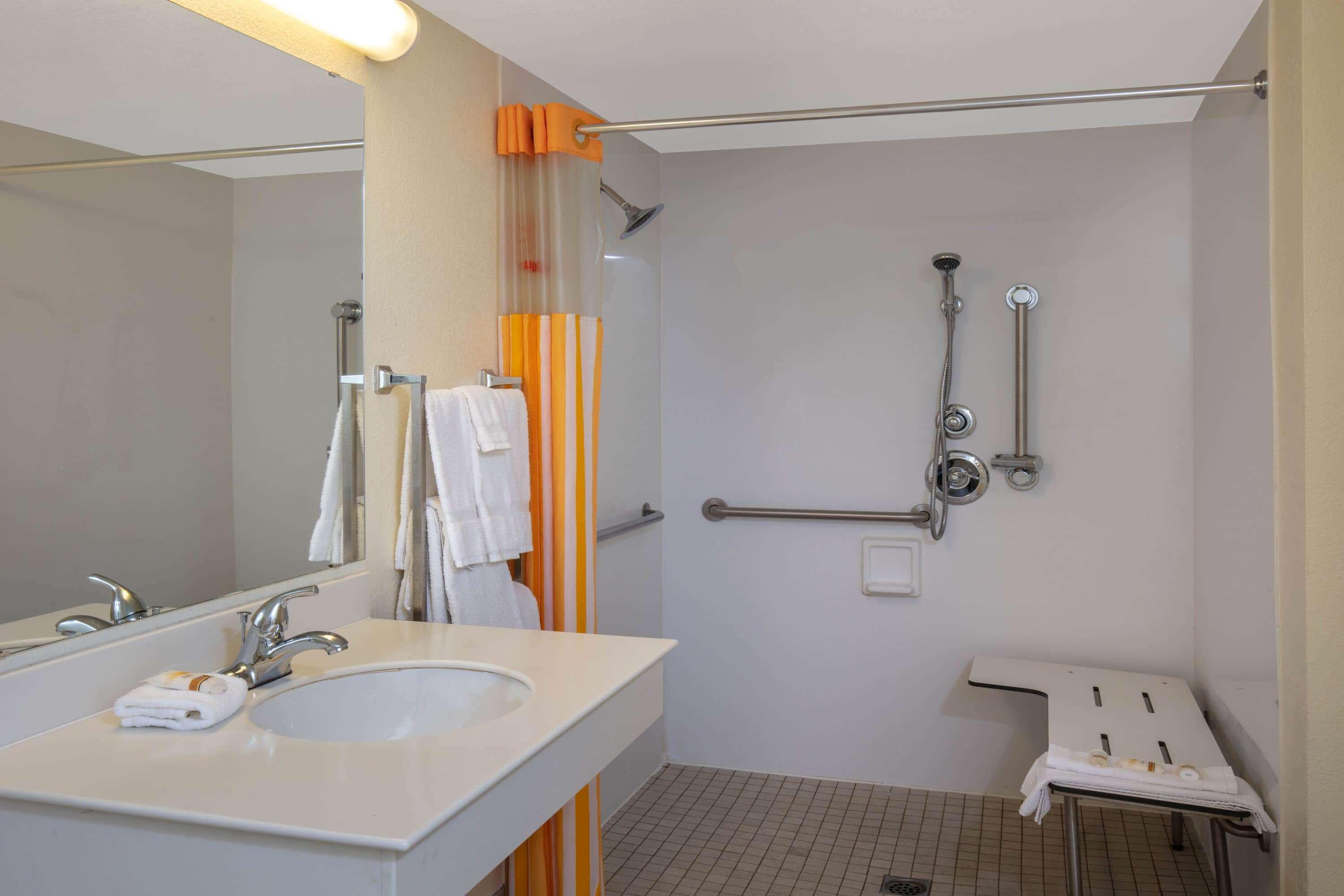 La Quinta By Wyndham Las Vegas Airport N Conv. Bagian luar foto