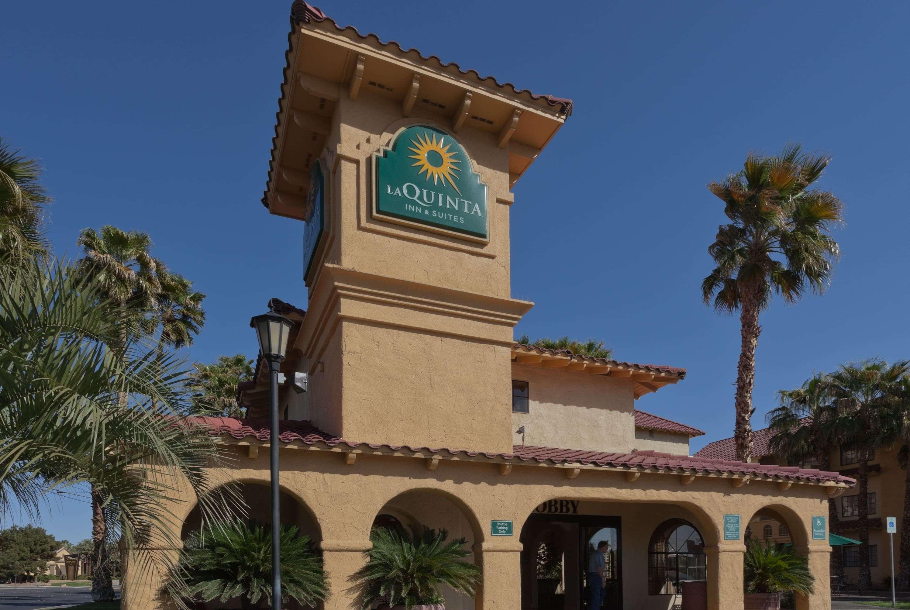 La Quinta By Wyndham Las Vegas Airport N Conv. Bagian luar foto